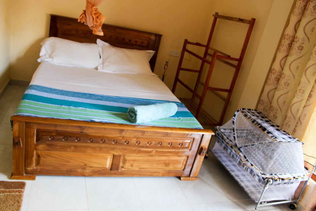 Suwani Pinnawala Homestay Exterior foto